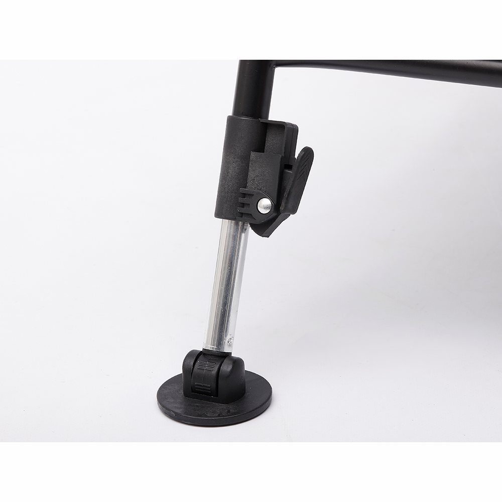 AVENGER COMFORT CAMO CHAIR W/A