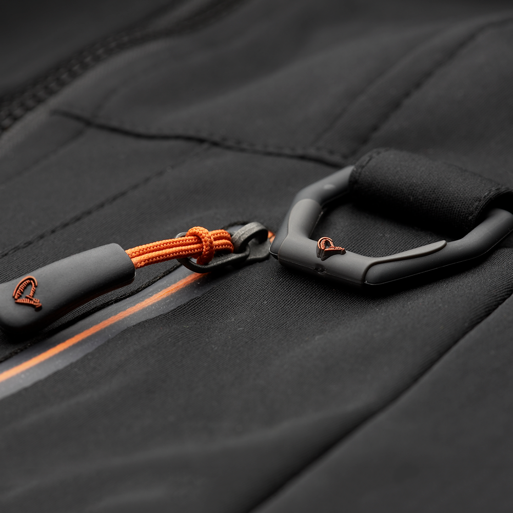 ЈАКНА СГ СОФТШЕЛ